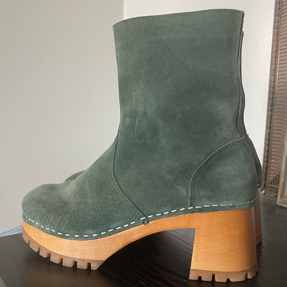 Swedish Hasbeens Green Suede Teddy Boots, EU 38 US Women's 8B M, Authentic, NWOT